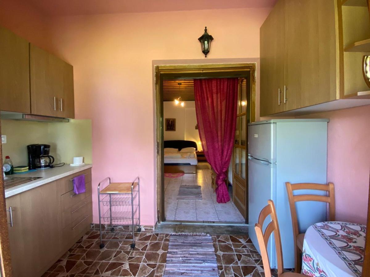 Kallisto Guesthouse 차가라다 외부 사진